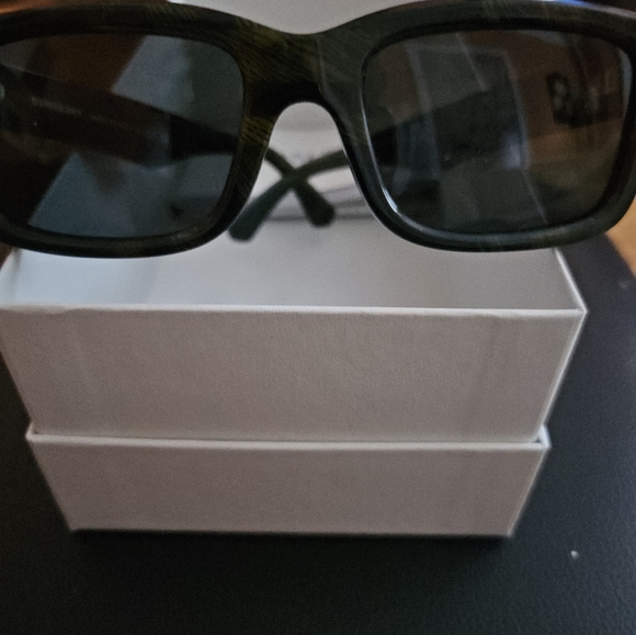 Burburry Stylish Black Sunglasses